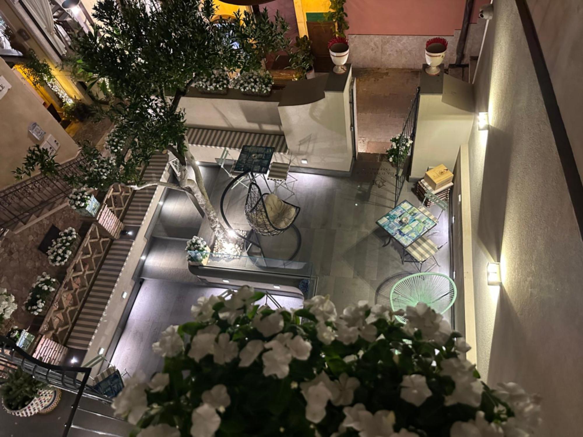 Villa D'Orville Luxury Suites Taormina Eksteriør bilde