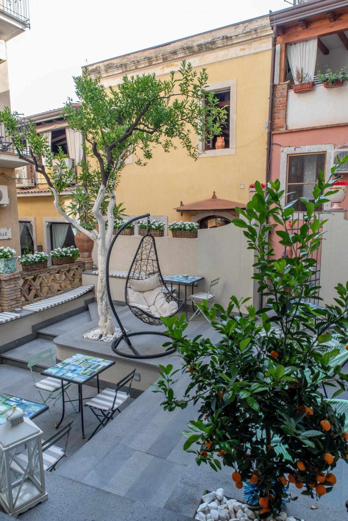 Villa D'Orville Luxury Suites Taormina Eksteriør bilde
