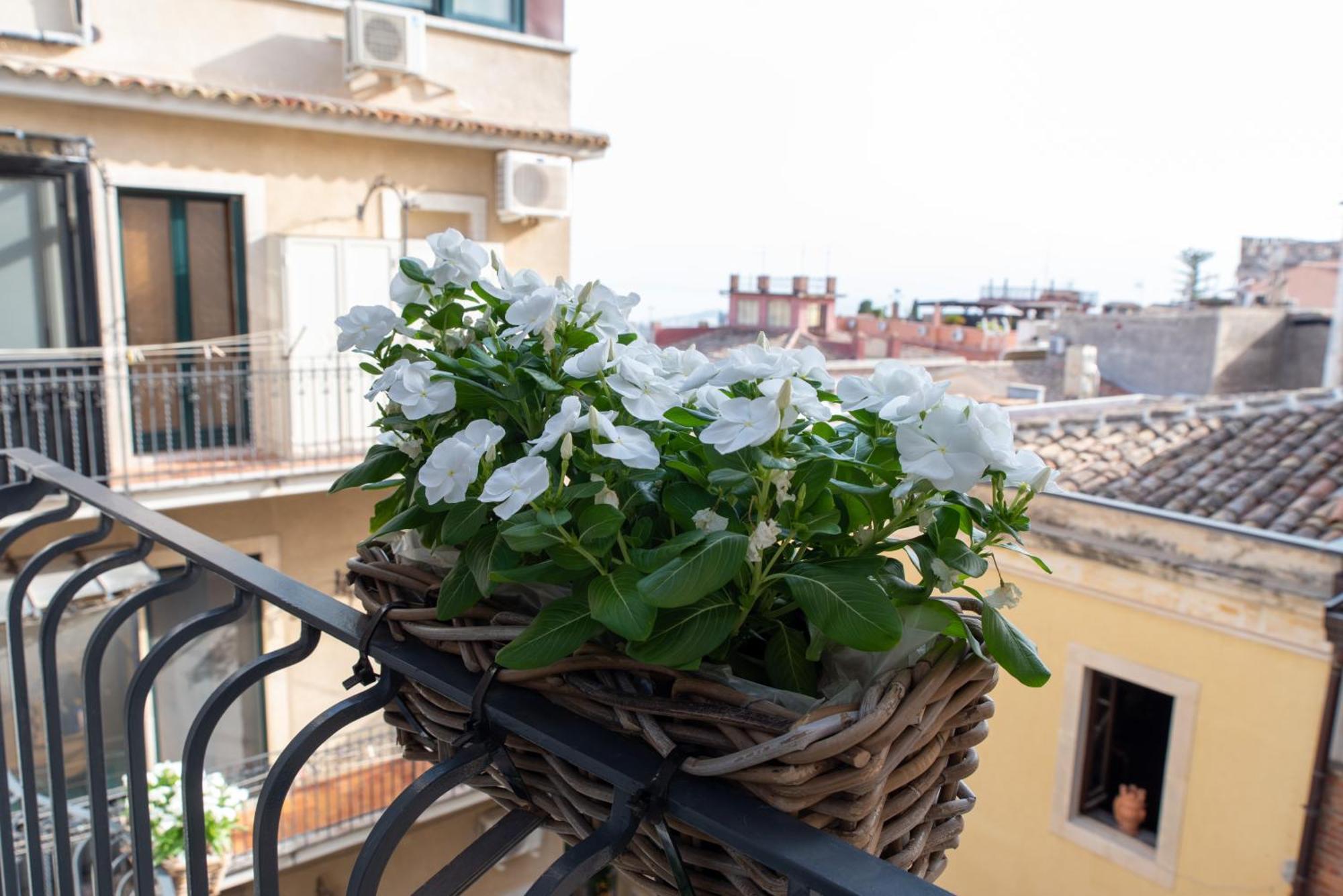 Villa D'Orville Luxury Suites Taormina Eksteriør bilde