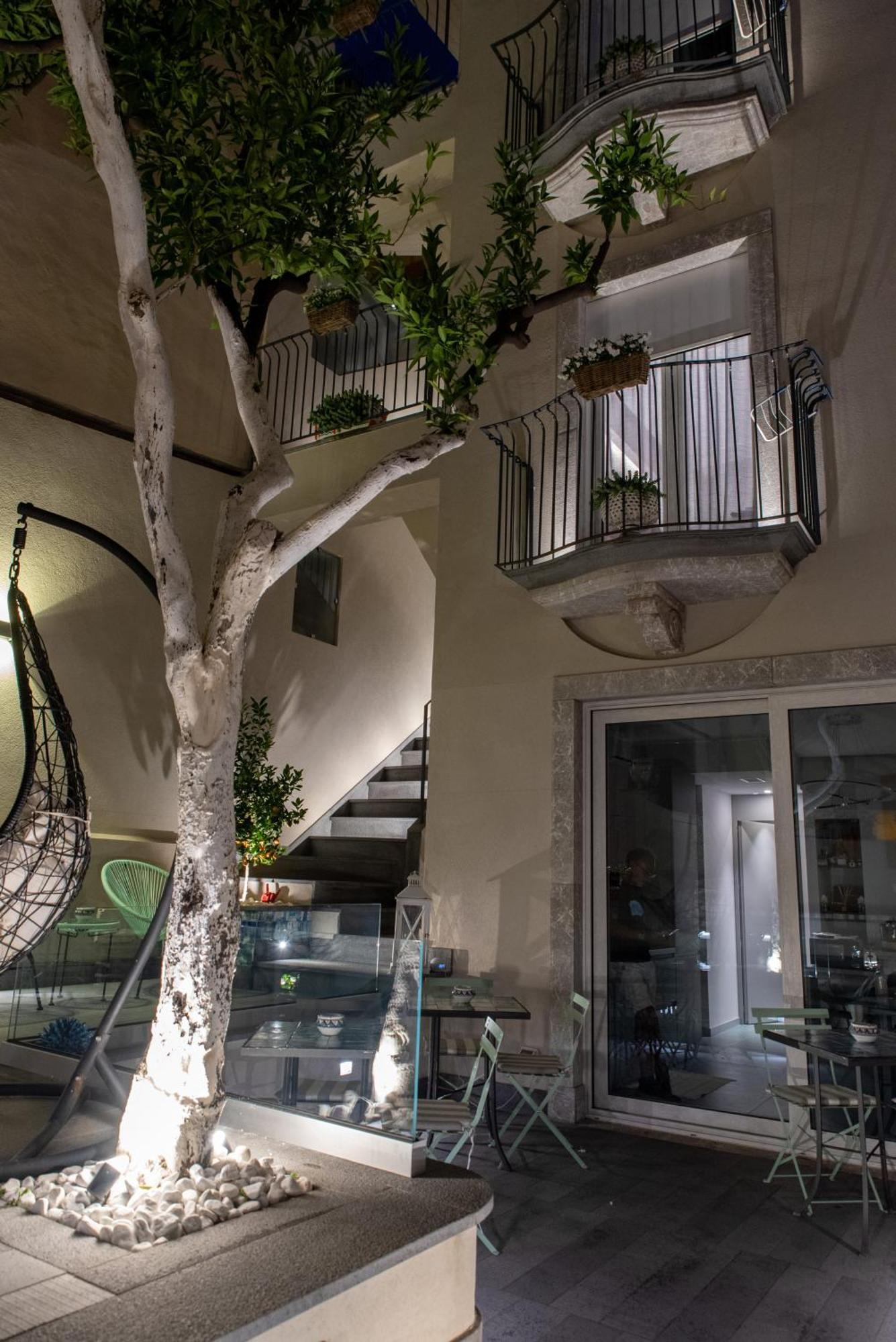 Villa D'Orville Luxury Suites Taormina Eksteriør bilde