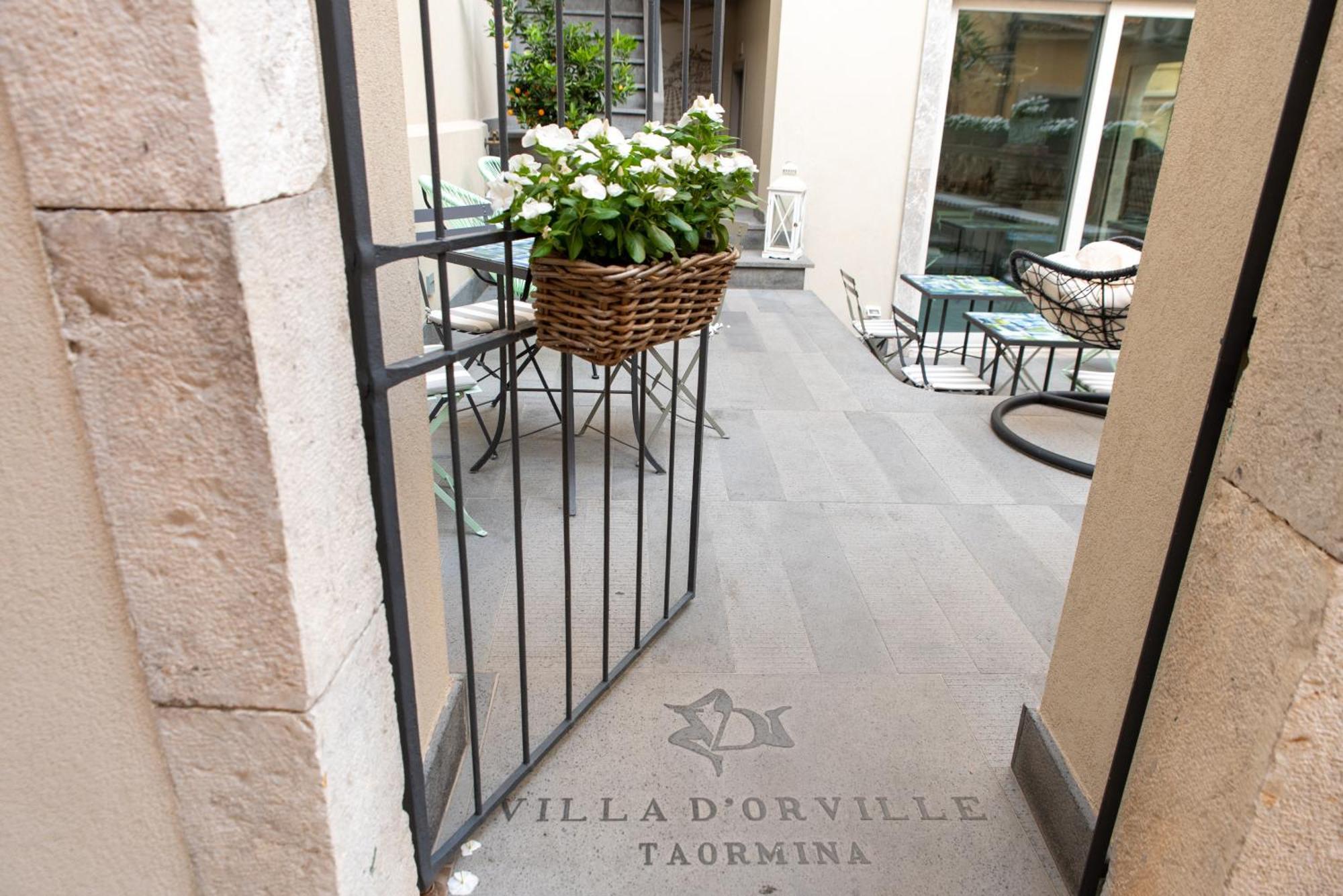 Villa D'Orville Luxury Suites Taormina Eksteriør bilde